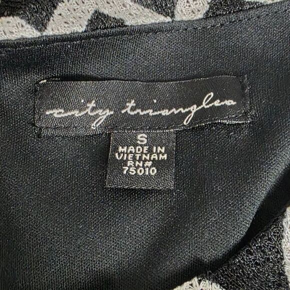 City Triangles Black White Chevron Dress Size Small - Picture 5 of 7